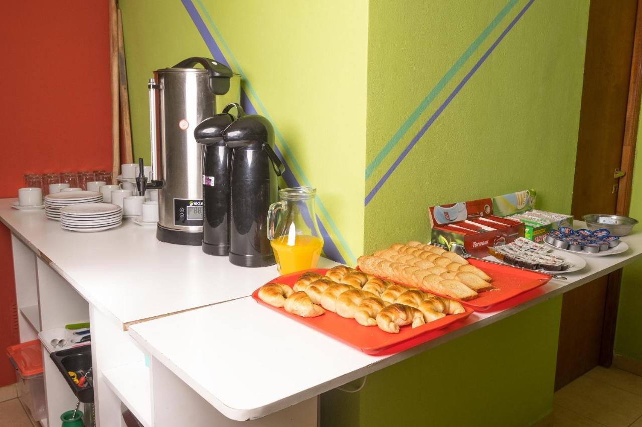 Matices Hostel Terminal Ел Калафате Екстериор снимка
